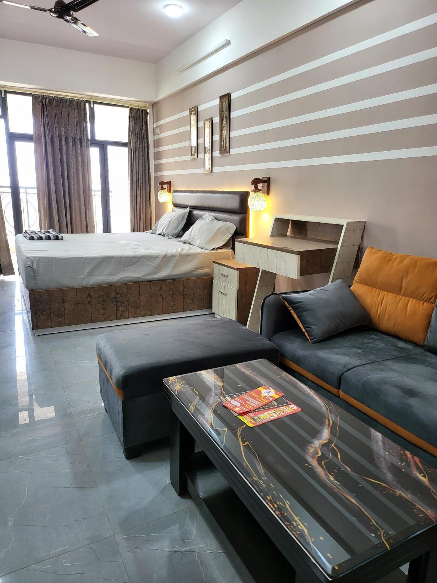 Studios By La Sentido Ghaziabad Extérieur photo